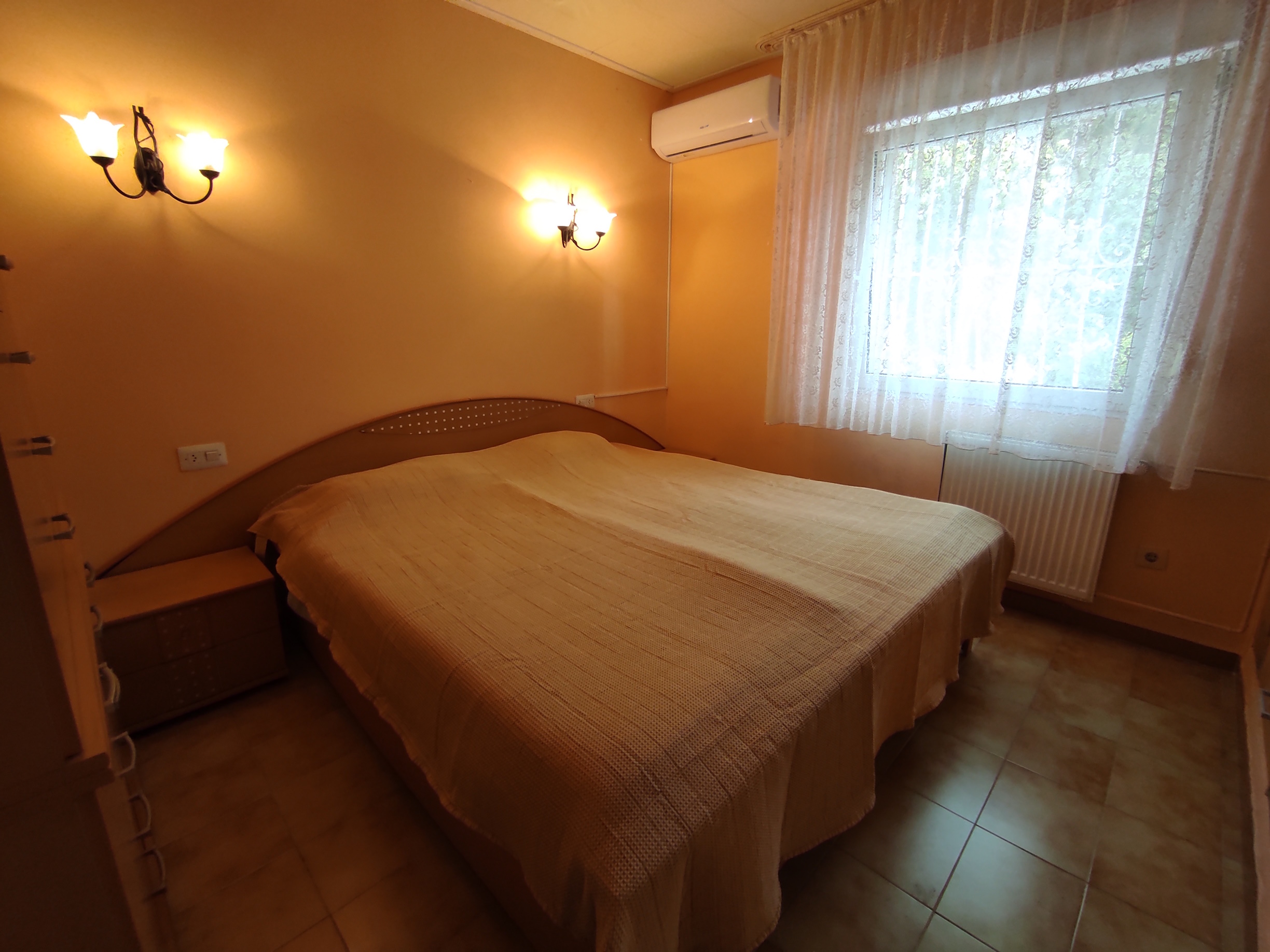 Conny 2
                          Schlafzimmer